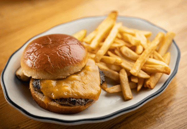 Hamburger Kids’ Meal