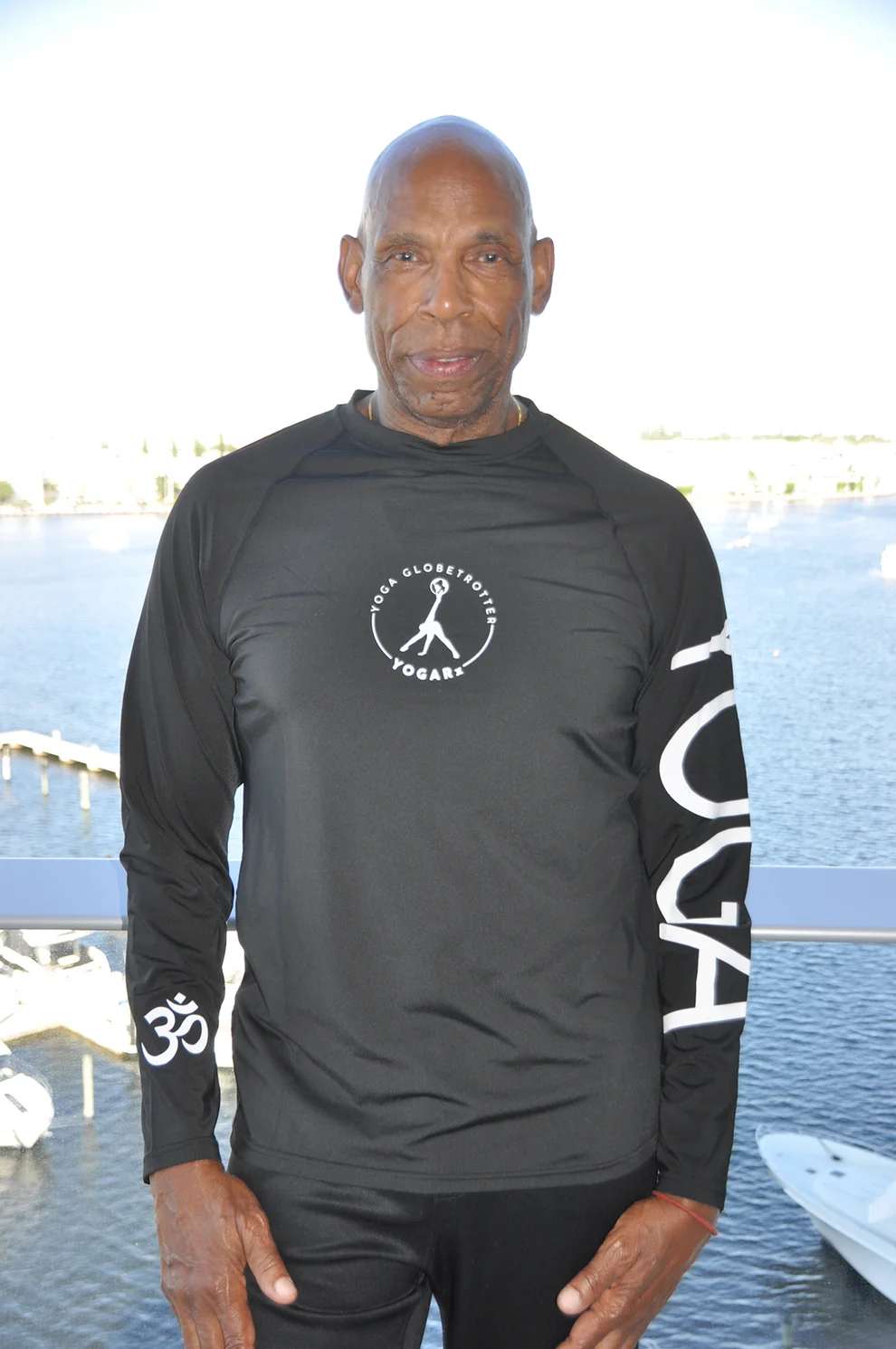 Yoga Globetrotter signature long sleeve tee black - Image 6